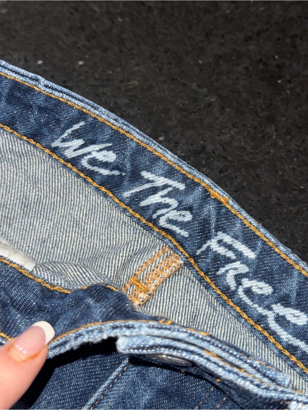 NEW FP We The Free Bailey Denim Blue Jean Skirt STATEMENT RAW ROUNDED HEM SZ 24 - Picture 7 of 11